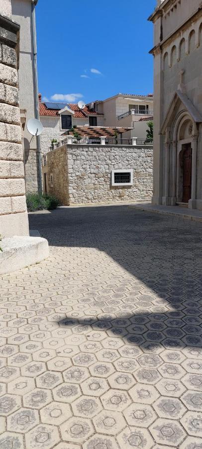 Apartments Villa Mira Kastela Luaran gambar