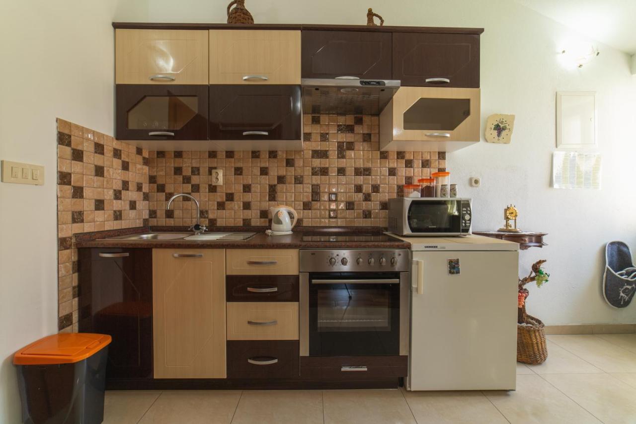 Apartments Villa Mira Kastela Luaran gambar